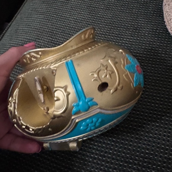 Anastasia Vintage Toy Music Box - Picture 9 of 11